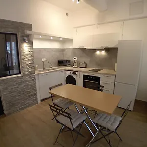 https://11-rue-vauban.fr-provencehotel.com