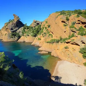 https://villa-magali-jacuzzi-terrasse-jardin-proche-mer.fr-provencehotel.com